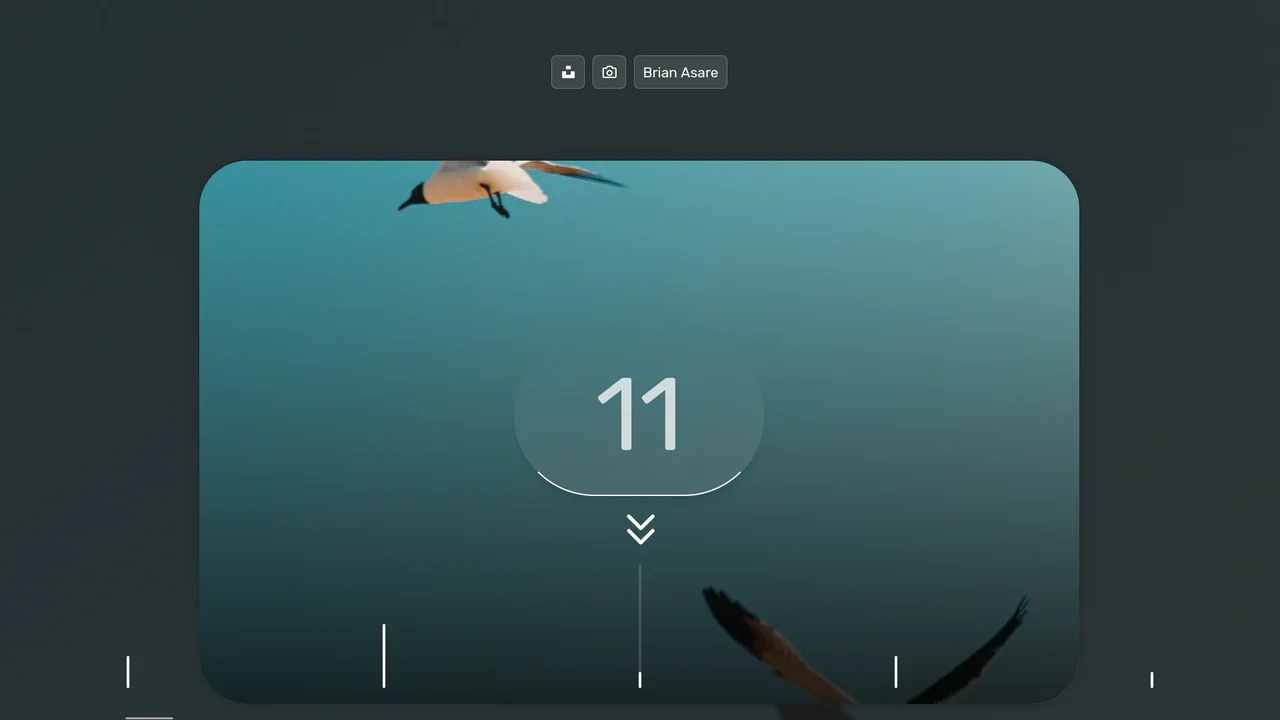 Interactive horizontal photo gallery of cats and dogs with parallax scrolling effects.
